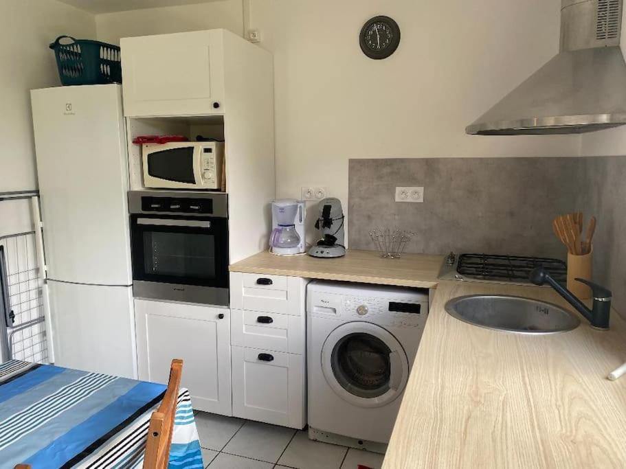 Petite Maison En Auvergne Giat エクステリア 写真